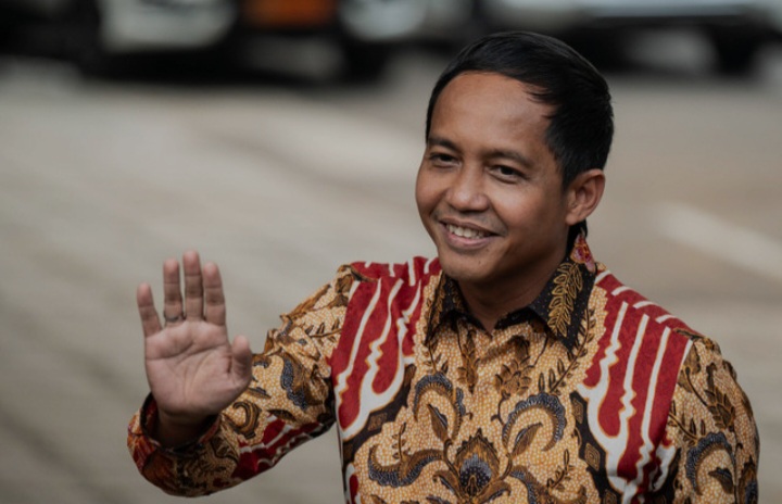 Raja juli antoni dok istw