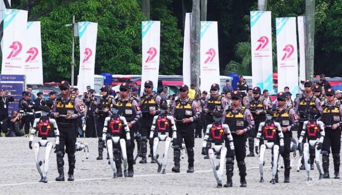 Kapolri: Parade Robot untuk Persiapan Masa Depan Polri