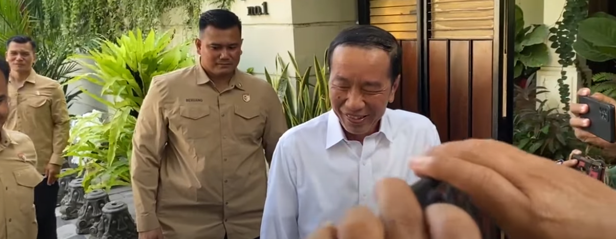 Jokowi Hadiri Reuni Fakultas Kehutanan UGM di Tengah Isu Ijazah Palsu