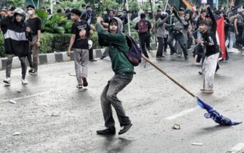 Tawuran di DPR