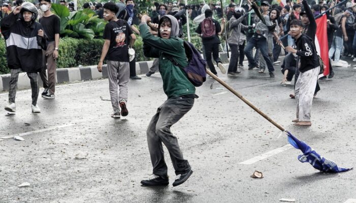 Publik Jangan Terkecoh Narasi Tahanan Kerusuhan Agustus Sebagai Korban, Proses Hukum Harus Tetap Lanjut