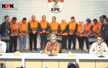 11 Tersangka KPK