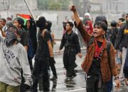 Polisi Amankan 304 Demonstran, 7 Di Antaranya Positif Sabu dan Benzodiazepine