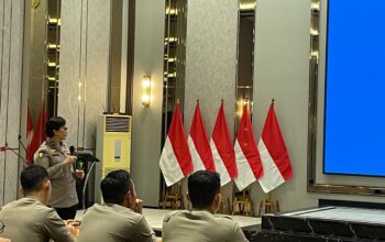 Karo Labdokkes Sampaikan Peran Strategis Laboratorium Forensik dalam Pembekalan SIPSS dan Bakomsus 2025