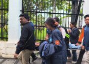Dokkes Polda Metro Jaya Gerak Cepat Tangani Mahasiswi Pingsan Saat Aksi di DPR