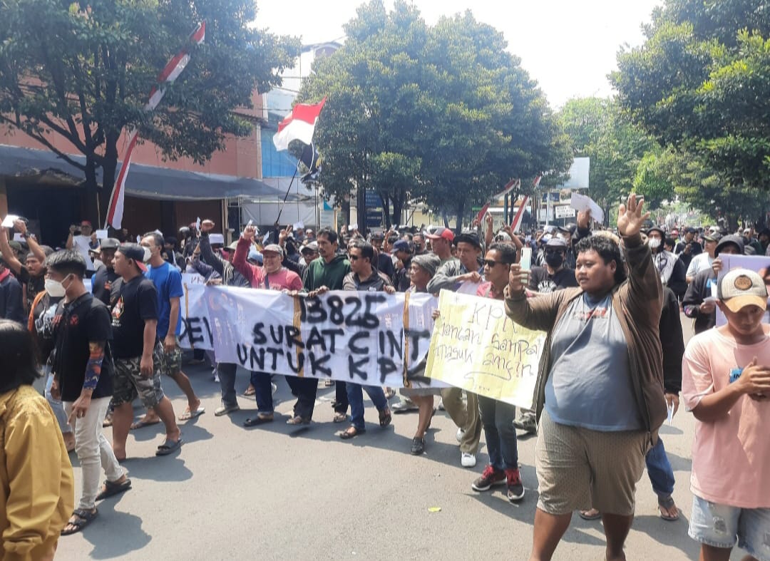 Ratusan Warga Pati Kirim Surat ke KPK, Tuntut Bupati Sudewo Diperiksa