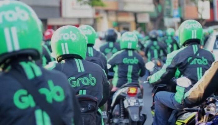 Ribuan Driver dan Ojol Demo di Istana Hari Ini