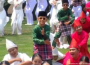 Tarian Pacu Jalur Meriahkan HUT RI Ke-80, Presiden Prabowo Ikut Bergoyang