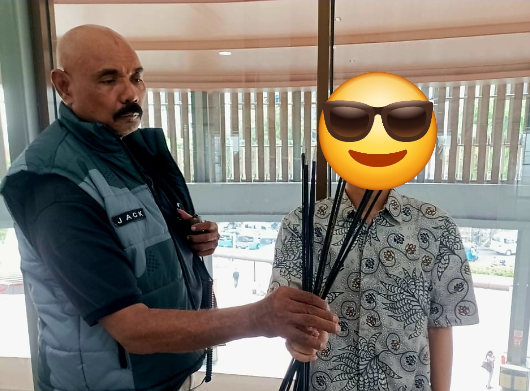 Geger! Pelajar Kedapatan Bawa Busur Panah untuk Susupi Demo KSPI di DPR 28 Agustus, Publik Marah: Ini Bukan Lagi Aksi, Tapi Teror!