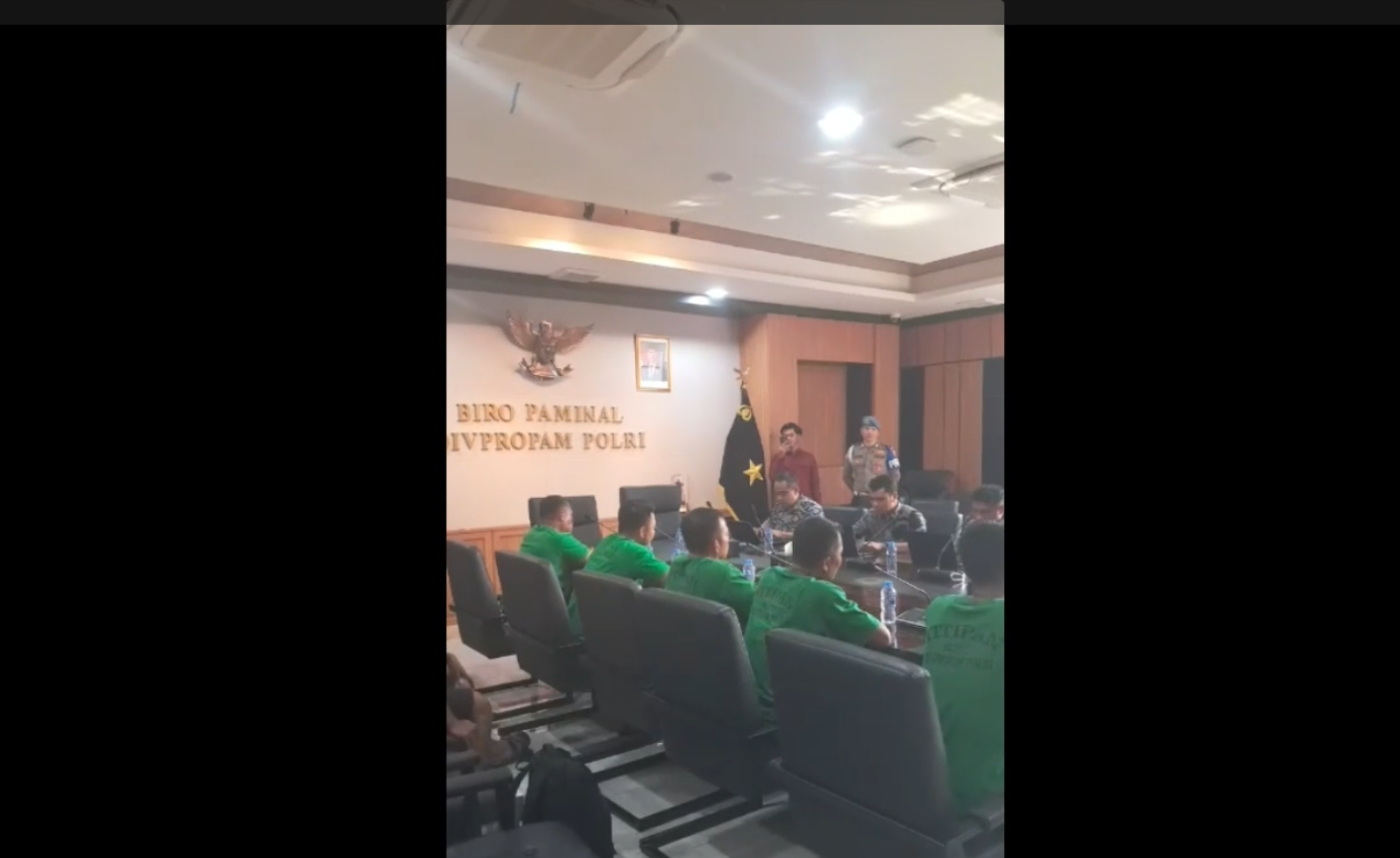 Transparan untuk Publik, Propam Polri Periksa 7 Anggota Brimob Secara Live