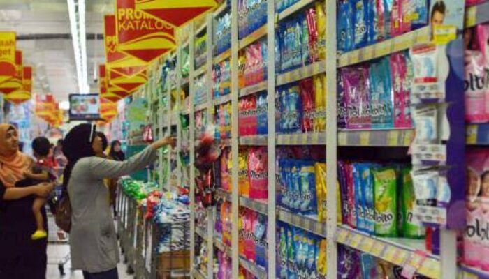 Kelas Menengah Terjepit: Urgensi Stimulus Inklusif untuk Jaga Daya Beli dan Ekonomi