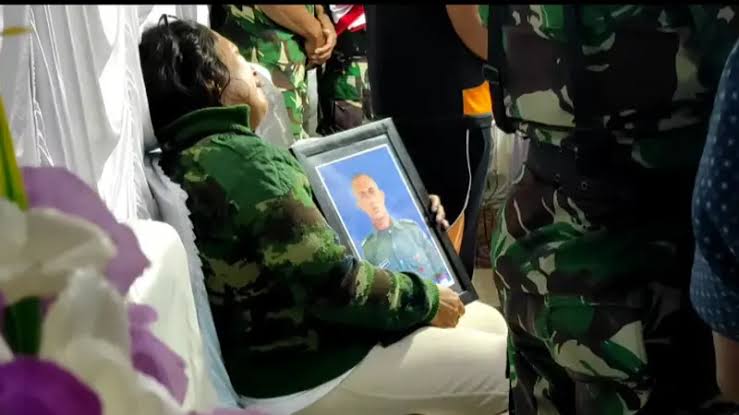Geger! Prada Lucky Tewas Dianiaya Belasan Senior di Asrama TNI – Ayahnya Minta Keadilan!