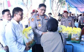 Wakapolda Metro Jaya Brigjen Djati Resmikan Gerakan Pangan Murah Sambut HUT ke-80 RI