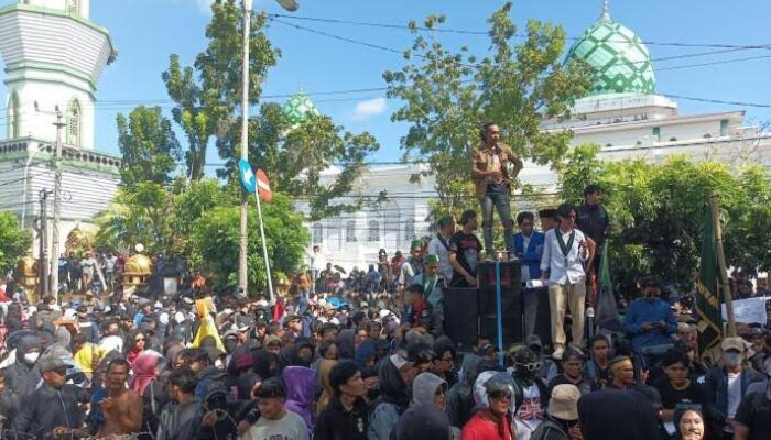 Terungkap! 50 Orang Terduga Anarko Ditangkap Biang Kerusuhan Demo PBB-P2 di Bone