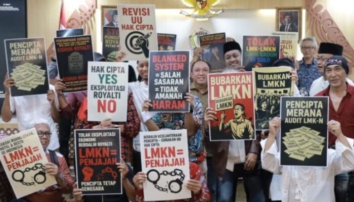 Pelaku Usaha dan Seniman Geruduk DPRD Solo Desak LMKN Dibubarkan 