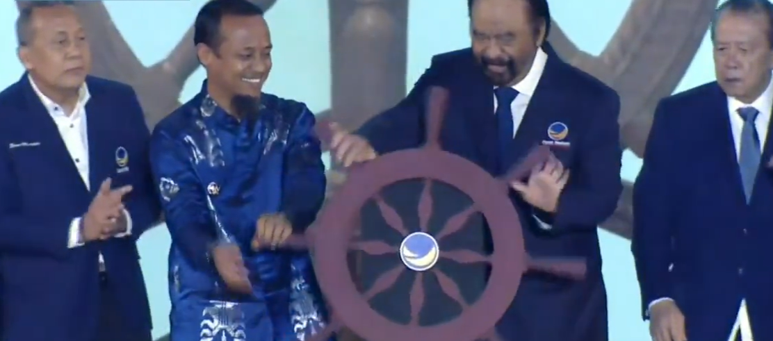 Surya Paloh Tegaskan Dukungan Total NasDem untuk Pemerintahan Prabowo di Rakernas Makassar Rakernas Partai NasDem di Makassar