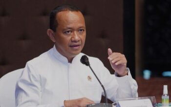 Bahlil: Campuran Etanol dalam Bensin Wajib Berlaku Paling Lambat 2028