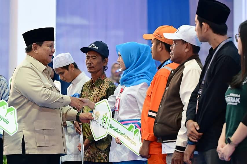 penyerahan kunci