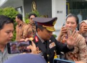 Reshuffle Kabinet: Wakapolri dan Kabareskrim Hadir di Istana Negara