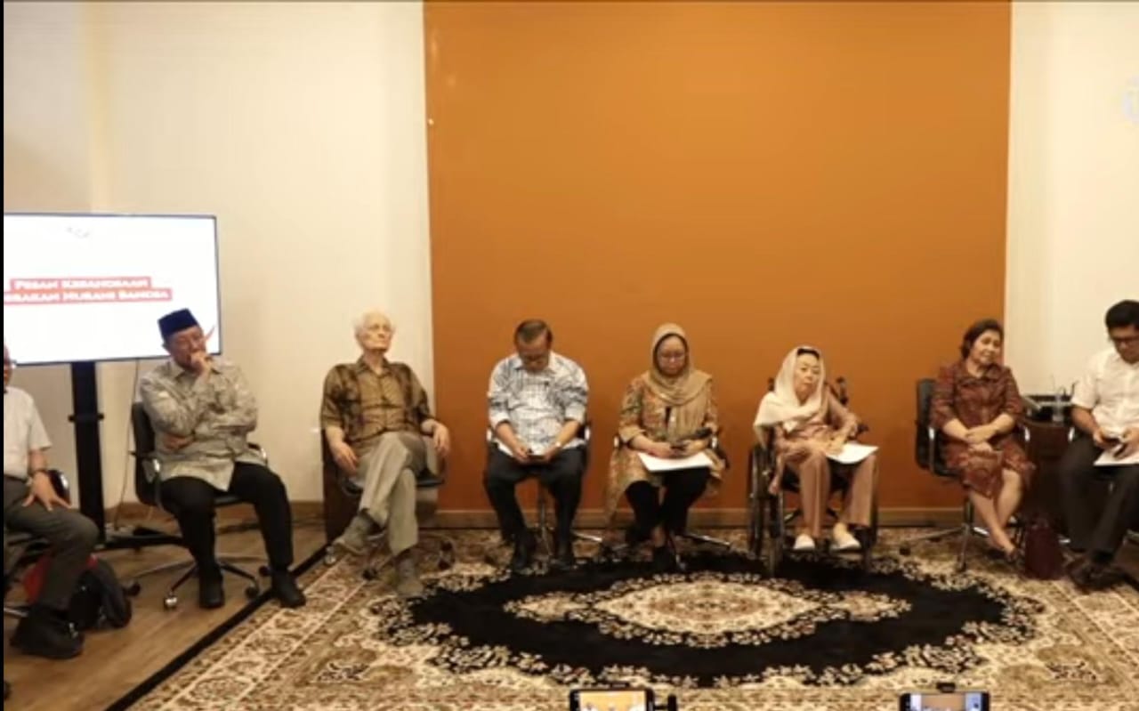 Tokoh Lintas Agama & Budayawan Kumpul di Griya Gusdur Doakan Kedamaian & Keselamatan Bangsa Jauh dari Kerusuhan