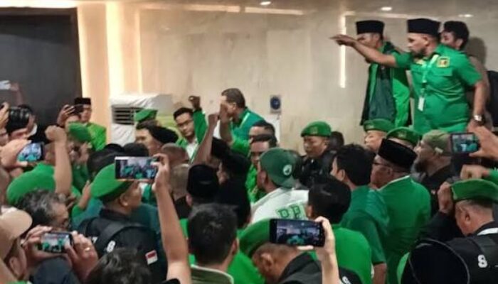 Gegara Adanya Dualisme, Kini Muncul Desakan Muktamar PPP Diulang