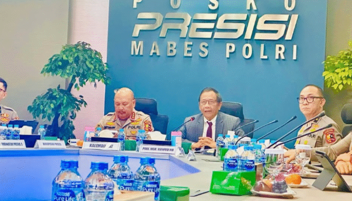 Bangkitlah Bhayangkara Negara! Seruan Mahfud MD untuk Polri
