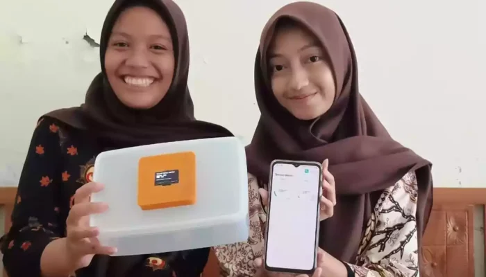 Cegah Keracunan Makanan di Sekolah, Siswi SMA Ciptakan ‘Ompreng’ Berteknologi Sensor
