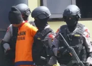 Densus 88 Tangkap 4 Pendukung ISIS di Sumbar dan Sumut