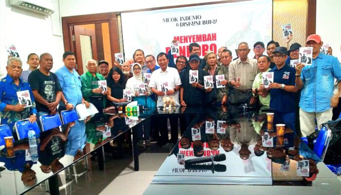 Dari Reformasi ke Oligarki: Refleksi Politik dalam Bedah Buku “Menyembah Bendoro Cuan” Karya Isti Nugroho