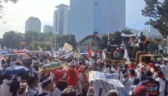Guru Madrasah Gelar Aksi, Tuntut Pengangkatan dan Tunggakan Tunjangan Diselesaikan