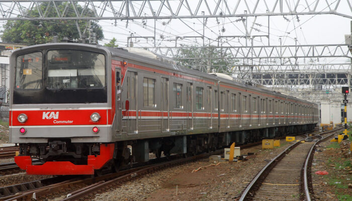 Perjalanan Commuter Line Relasi Bogor-Jakarta Kota Terganggu