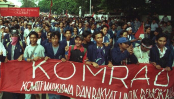 KOMRAD 98 Tolak Keras Soeharto Sebagai Pahlawan Nasional