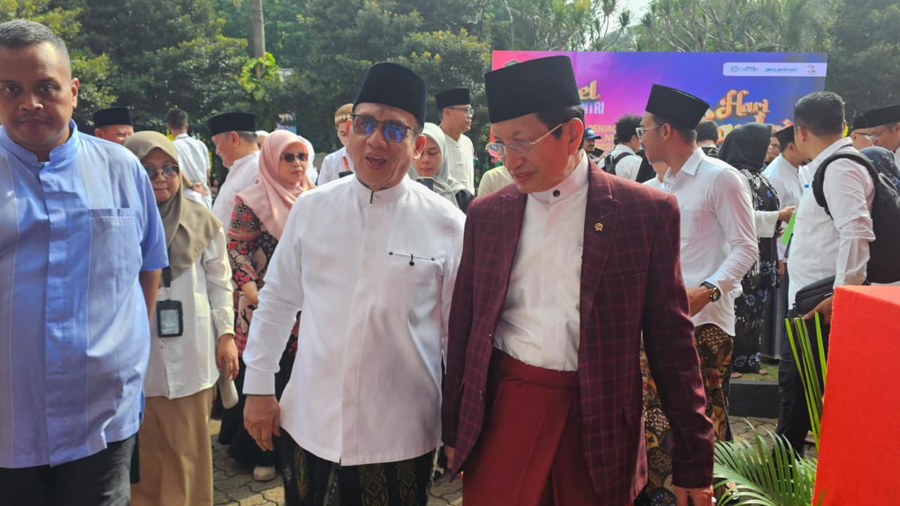 Menag dan Wamenag Apel Hari Santri 2025