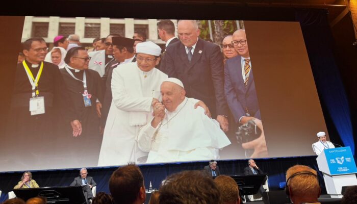Nasaruddin Sampaikan Kenangan Baik pada Sosok Mendiang Pope Francis