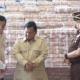 Prabowo Saat Menyaksikan Tumpulan Triliunan Duit Pecagan 100 ribuan