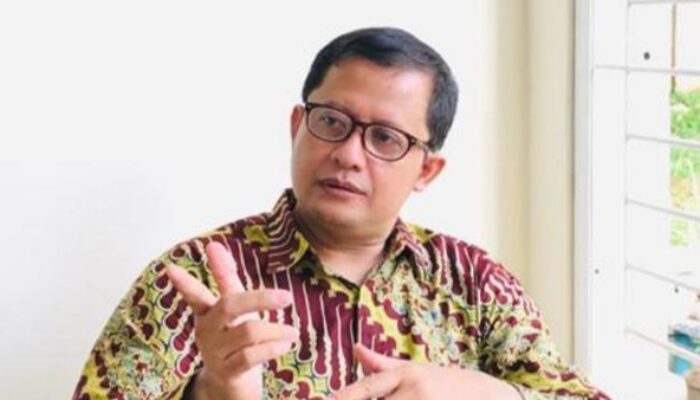 Aktivis 98 Ubaidilah Badrun: “Menjadikan Soeharto Pahlawan Sama Saja Mengkhianati Nurani Sejarah Bangsa!”