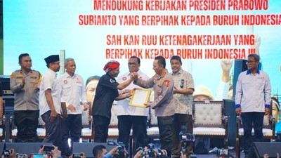 Apel Akbar Buruh: Kapolri Apresiasi Dukungan Buruh terhadap Stabilitas Kamtibmas dan Program Pemerintah