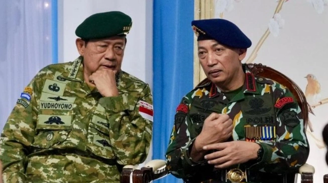 Hoax Video SBY Tak Salami Kapolri, Faktanya Keduanya Saling Sapa