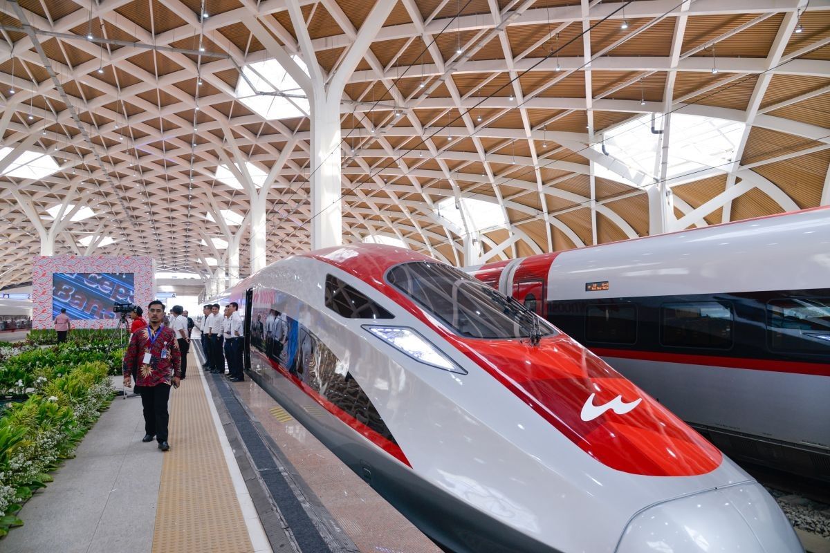 Audit Dugaan Mark-up Proyek Kereta Whoosh di Era Jokowi, BPKP Diminta Buka-bukaan Data