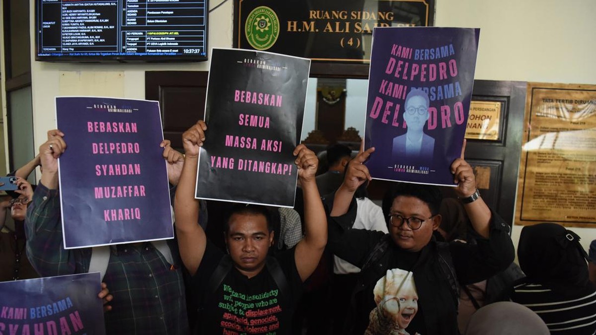 PN Jaksel Gelar Sidang Perdana Praperadilan Delpedro cs