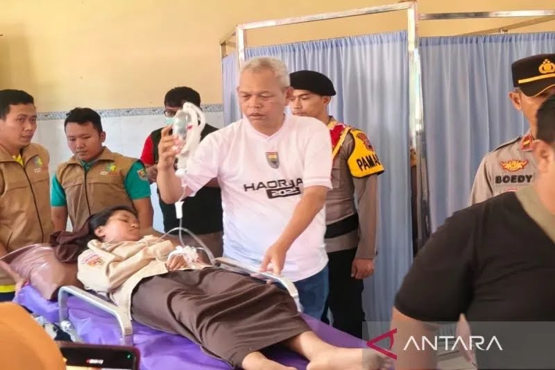 MBG Berujung Sakit Bagi Ratusan Siswa di Batang dan Gunungki