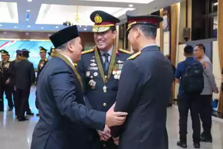 Kepala BNN Komjen Suyudi Raih Bintang Bhayangkara Pratama! Bukti “War on Drugs for Humanity” Bukan Sekadar Slogan!