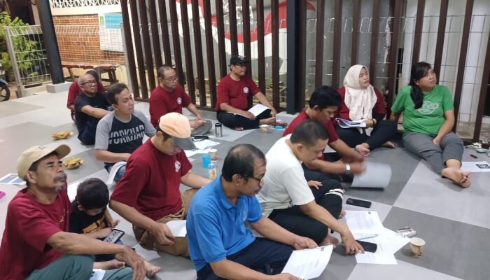 Pasca Gonjang-Ganjing RT, Program “BBM” Jadi Langkah Awal RW 01 Cipadu Perkuat Solidaritas Warga