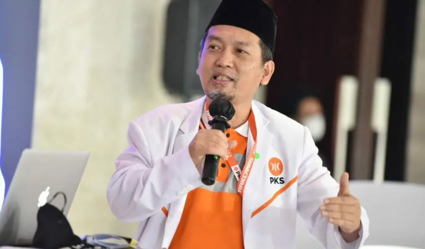 PKS Ingatkan Pelunasan Utang Proyek Whoosh Tak Gunakan APBN