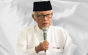 KH Anwar Iskandar