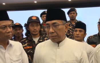 KH Yahya Cholil Staquf atau Gus Yahya