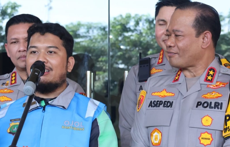 Ojol Kamtibmas Dapat Penghargaan dari Kapolda Metro Jaya