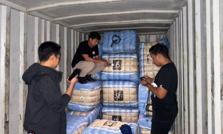 Polri Ungkap Sindikat Pakaian Bekas Impor, 207 Bal Diamankan