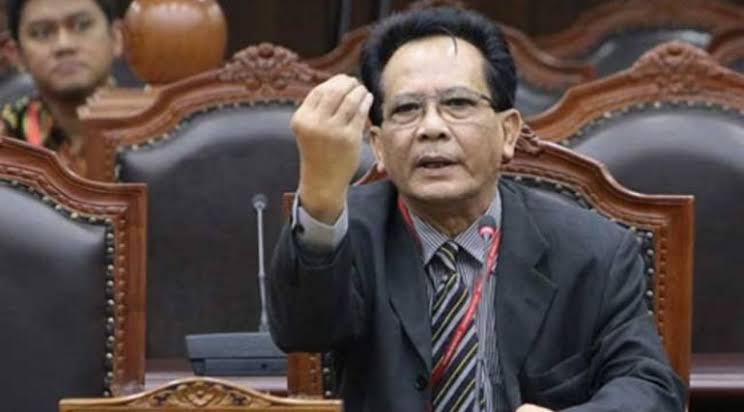 Guru Besar Unpad Sebut Putusan MK Salah Tafsir ! Status Polisi Memang Sipil, Bukan Militer