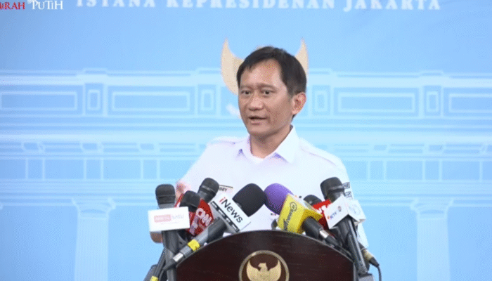 Prabowo Mulai Singgung Proyek Whoosh di Istana Negara